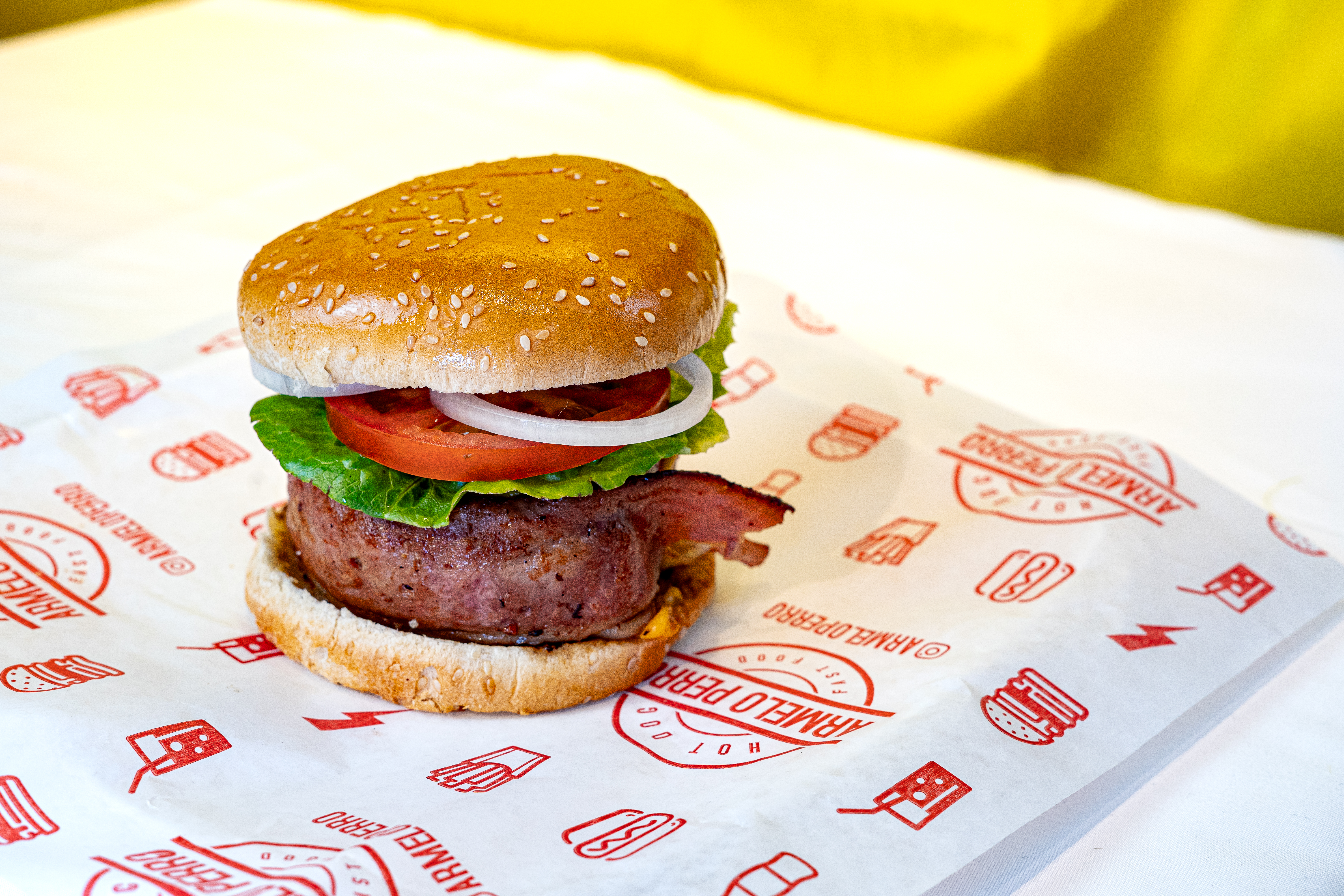 Hamburguesa Bestial - Vista frontal